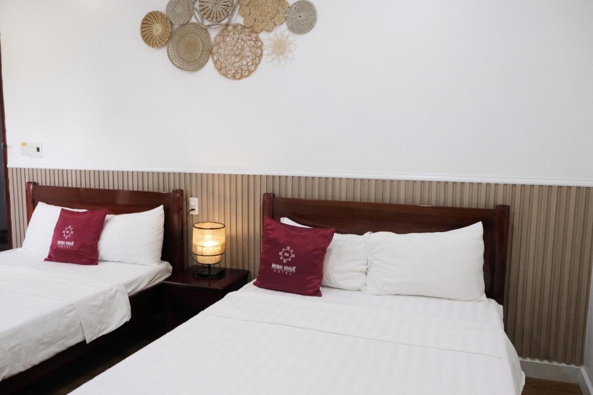 Minh Khue Hotel Vinh Long Exterior photo
