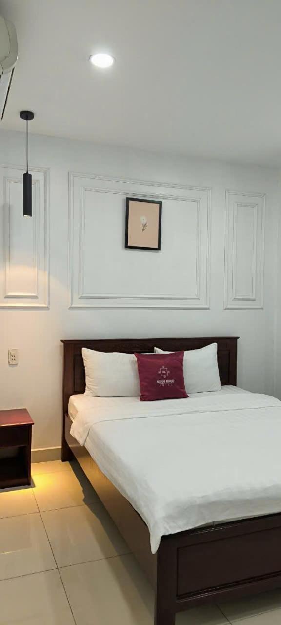 Minh Khue Hotel Vinh Long Exterior photo